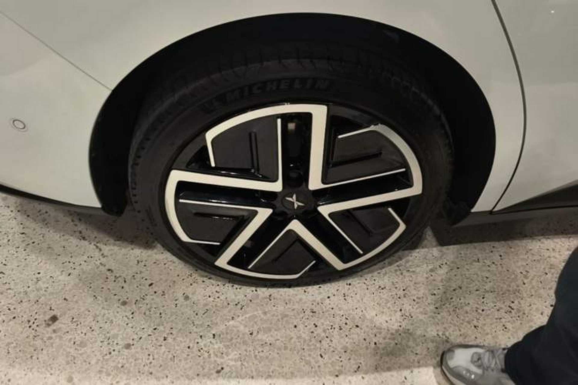 Used XPeng MONA M03 2025 600 with Ultra-Long Range Max Right Rear Wheel Hub