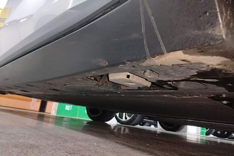 Used XPeng MONA M03 2025 600 with Ultra-Long Range Max Right Side Sill