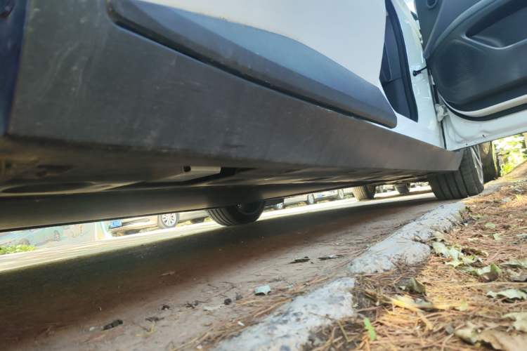 Used XPeng MONA M03 2025 600 with Ultra-Long Range Max Right Side Sill