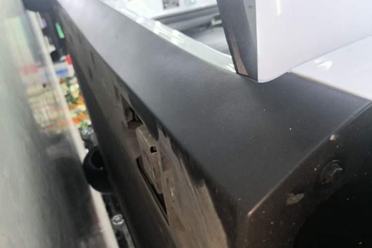 Used XPeng MONA M03 2025 600 with Ultra-Long Range Max Right Side Sill