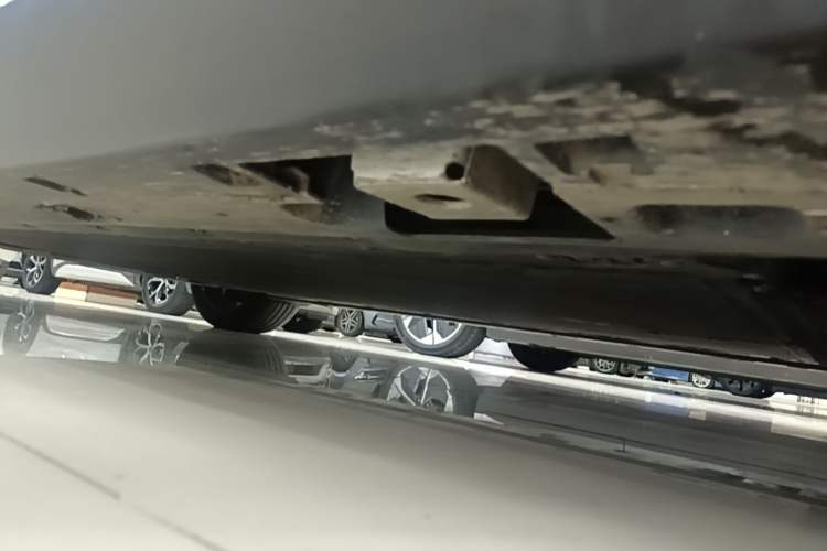 Used XPeng MONA M03 2025 620 Ultra-Long Range Plus Right Side Sill