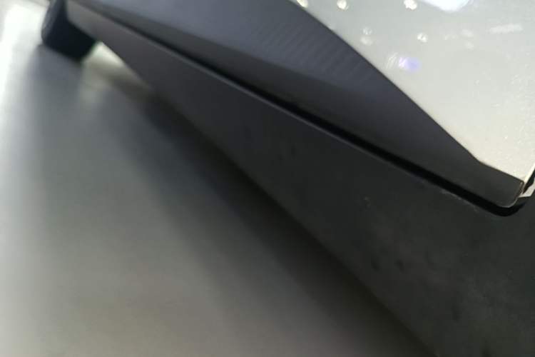 Used XPeng MONA M03 2025 600 with Ultra-Long Range Max Right Side Sill