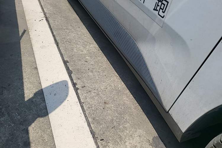 Used XPeng MONA M03 2025 600 with Ultra-Long Range Max Right Side Sill