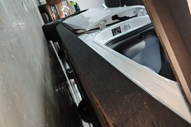 Used XPeng MONA M03 2025 515 Long-Range Plus Right Side Sill