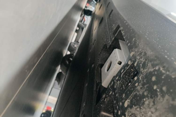 Used XPeng MONA M03 2025 515 Long-Range Plus Right Side Sill