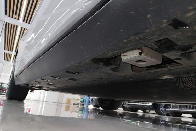 Used XPeng MONA M03 2025 600 with Ultra-Long Range Max Right Side Sill