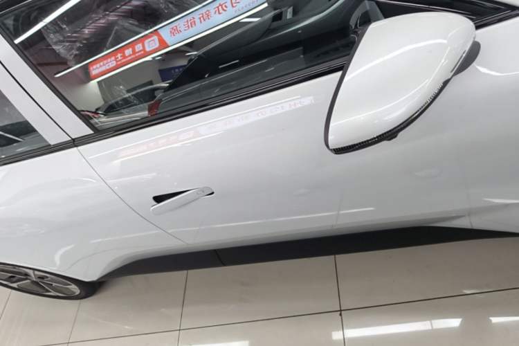 Used XPeng MONA M03 2025 620 Ultra-Long Range Plus Right Side Sill