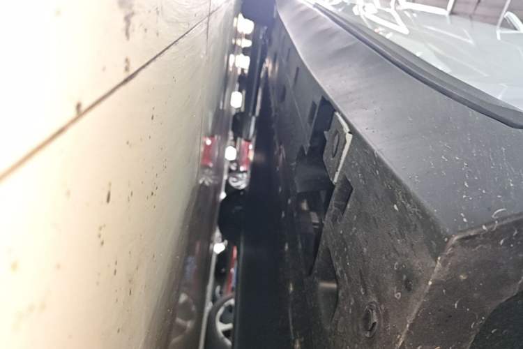 Used XPeng MONA M03 2025 515 Long-Range Plus Right Side Sill