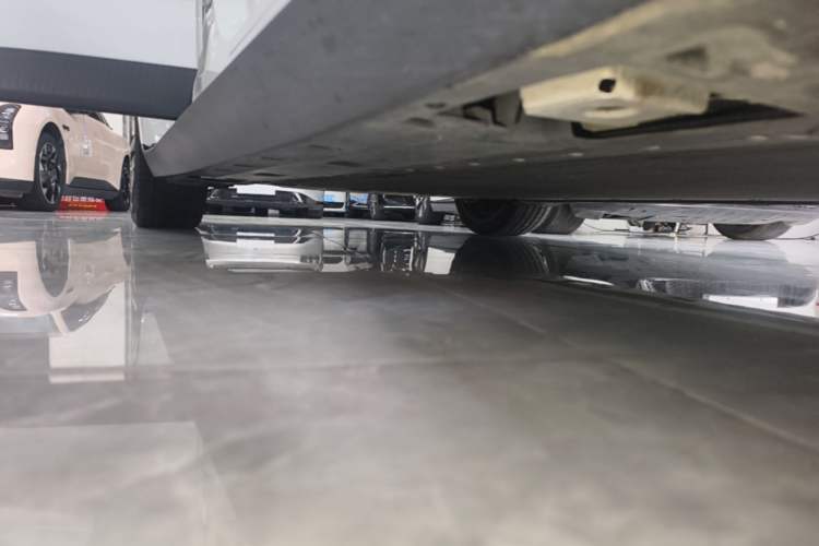 Used XPeng MONA M03 2025 600 with Ultra-Long Range Max Right Side Sill