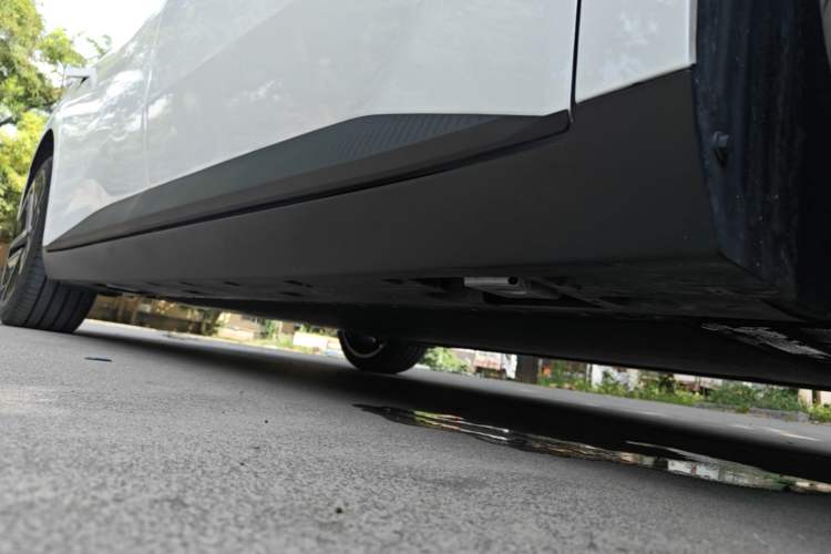 Used XPeng MONA M03 2025 600 with Ultra-Long Range Max Right Side Sill