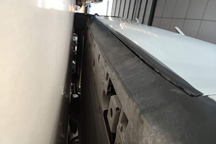 Used XPeng MONA M03 2025 620 Ultra-Long Range Plus Right Side Sill