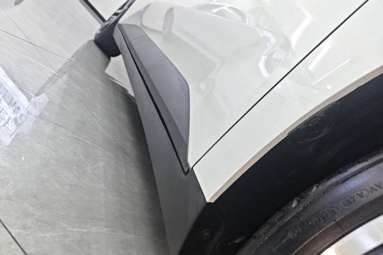 Used XPeng MONA M03 2025 600 with Ultra-Long Range Max Right Side Sill