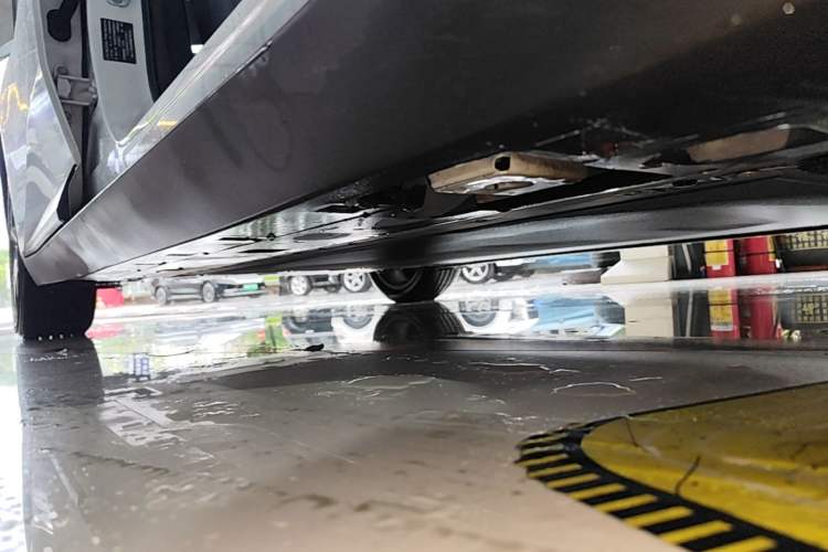 Used XPeng MONA M03 2025 515 Long-Range Plus Right Side Sill