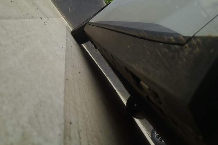 Used XPeng MONA M03 2025 600 with Ultra-Long Range Max Right Side Sill