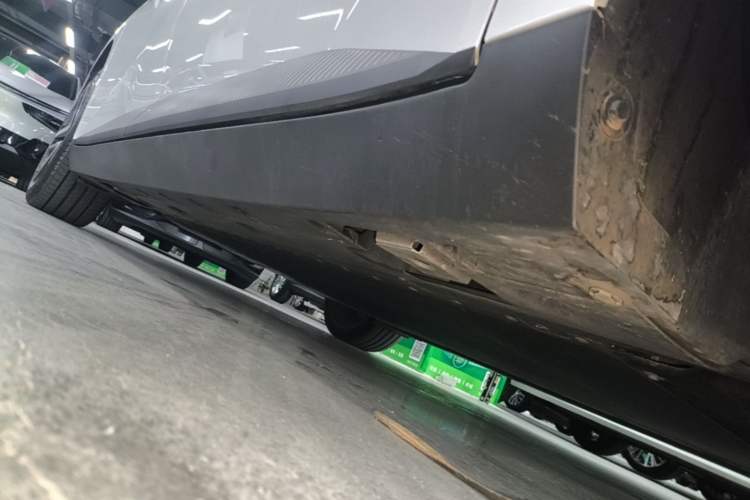 Used XPeng MONA M03 2025 600 with Ultra-Long Range Max Right Side Sill