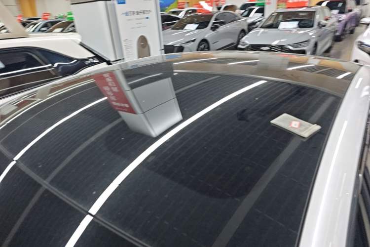 Used XPeng MONA M03 2025 600 with Ultra-Long Range Max Roof