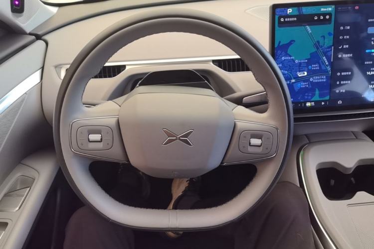 Used XPeng MONA M03 2025 600 with Ultra-Long Range Max Steering Wheel