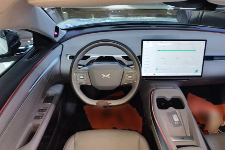 Used XPeng MONA M03 2025 600 with Ultra-Long Range Max Steering Wheel