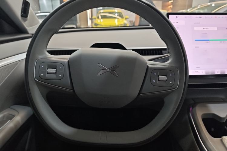 Used XPeng MONA M03 2025 600 with Ultra-Long Range Max Steering Wheel