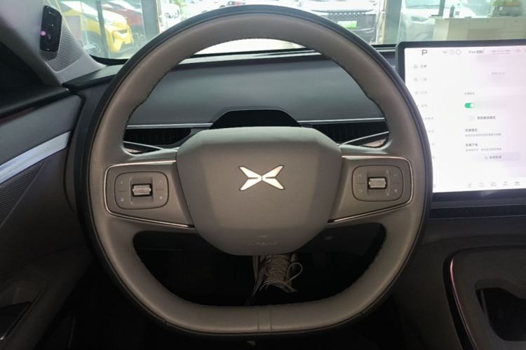 Used XPeng MONA M03 2025 600 with Ultra-Long Range Max Steering Wheel