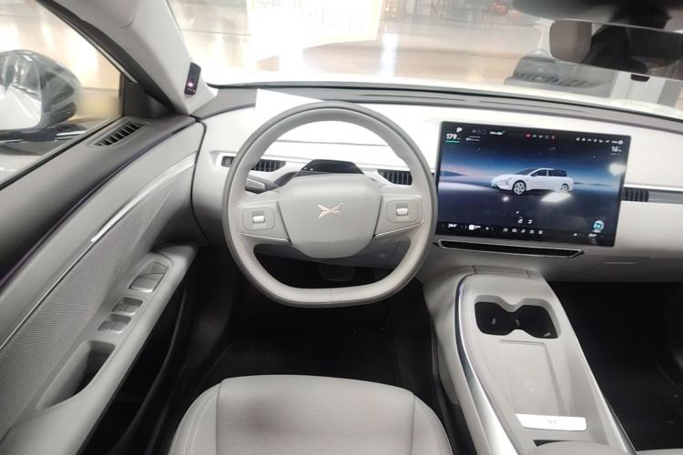 Used XPeng MONA M03 2025 600 with Ultra-Long Range Max Steering Wheel