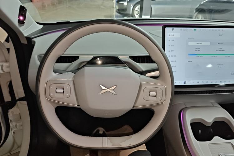 Used XPeng MONA M03 2025 600 with Ultra-Long Range Max Steering Wheel