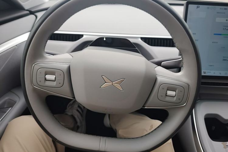 Used XPeng MONA M03 2025 600 with Ultra-Long Range Max Steering Wheel
