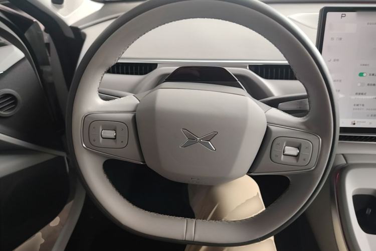 Used XPeng MONA M03 2025 600 with Ultra-Long Range Max Steering Wheel