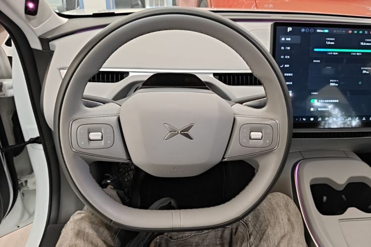 Used XPeng MONA M03 2025 600 with Ultra-Long Range Max Steering Wheel