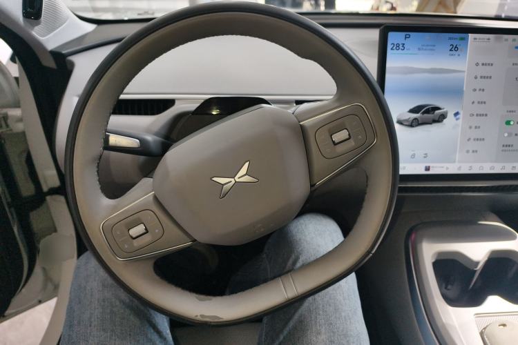 Used XPeng MONA M03 2025 600 with Ultra-Long Range Max Steering Wheel
