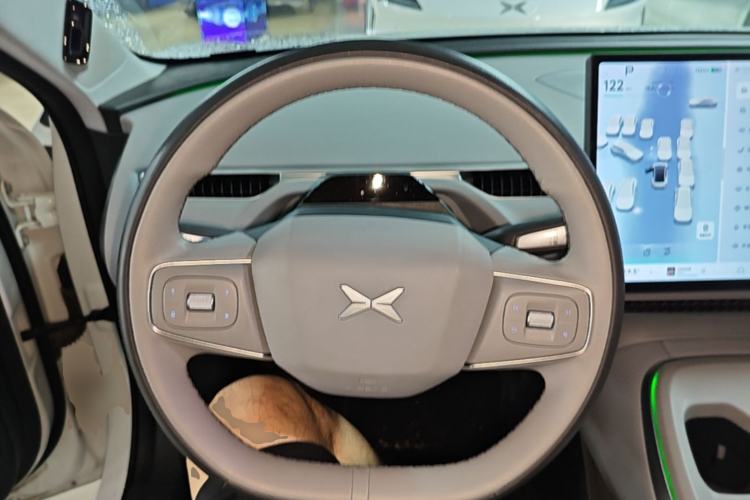 Used XPeng MONA M03 2025 600 with Ultra-Long Range Max Steering Wheel