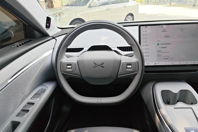 Used XPeng MONA M03 2025 600 with Ultra-Long Range Max Steering Wheel