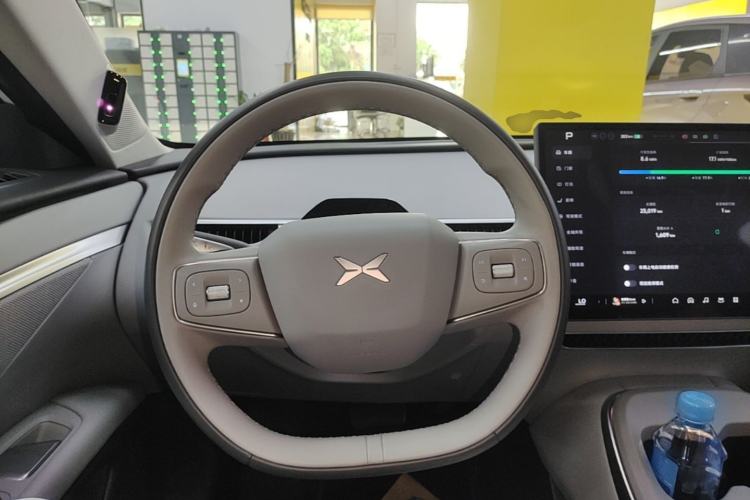 Used XPeng MONA M03 2025 600 with Ultra-Long Range Max Steering Wheel