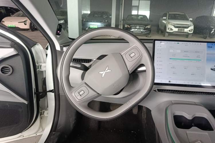 Used XPeng MONA M03 2025 600 with Ultra-Long Range Max Steering Wheel