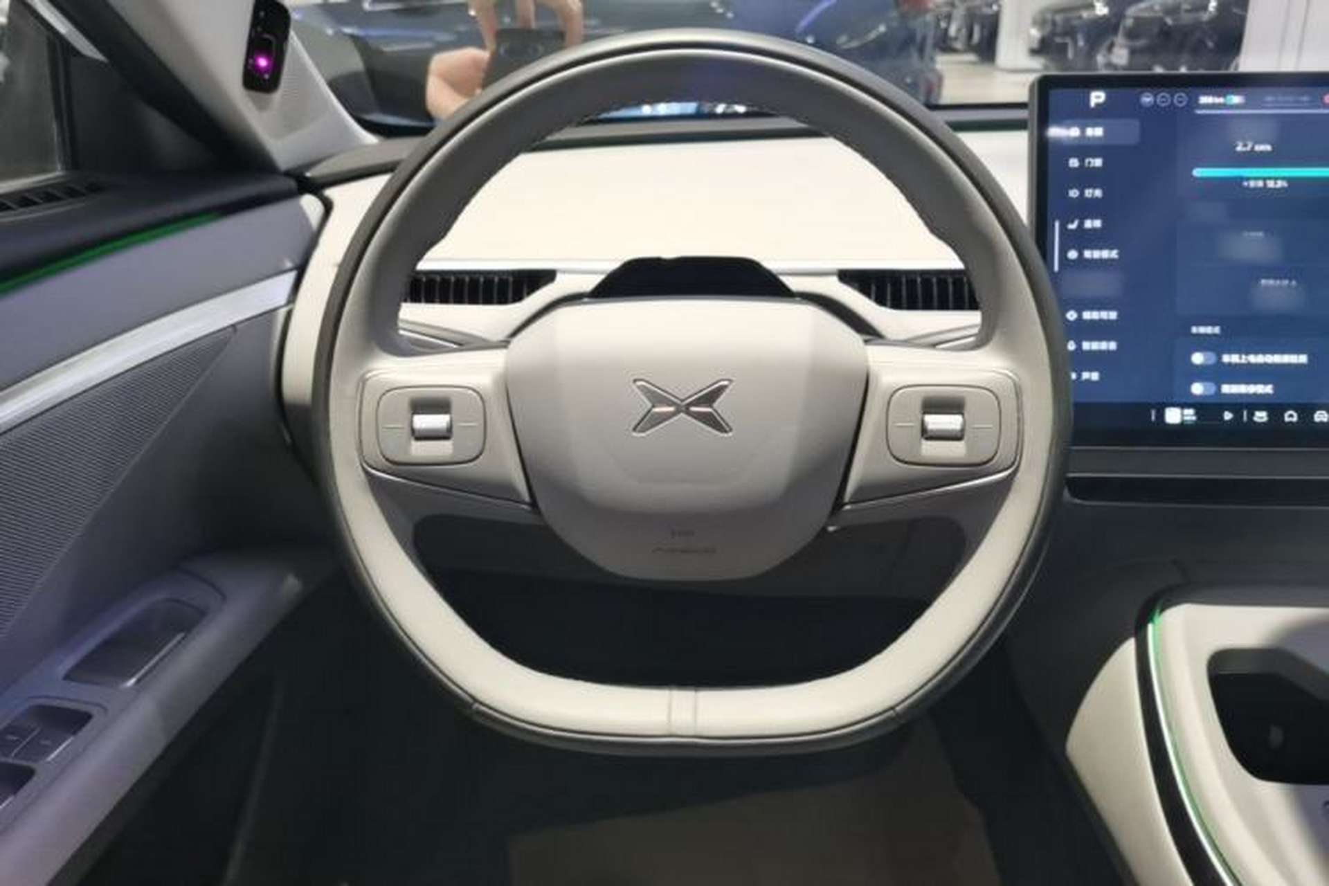 Used XPeng MONA M03 2025 600 with Ultra-Long Range Max Steering Wheel