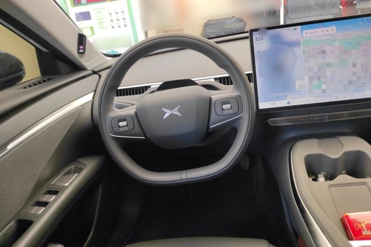 Used XPeng MONA M03 2025 600 with Ultra-Long Range Max Steering Wheel