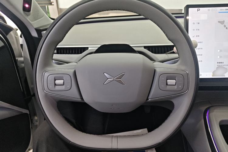 Used XPeng MONA M03 2025 600 with Ultra-Long Range Max Steering Wheel