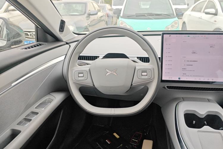 Used XPeng MONA M03 2025 600 with Ultra-Long Range Max Steering Wheel