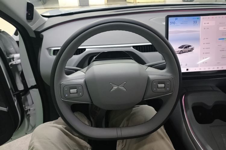 Used XPeng MONA M03 2025 600 with Ultra-Long Range Max Steering Wheel