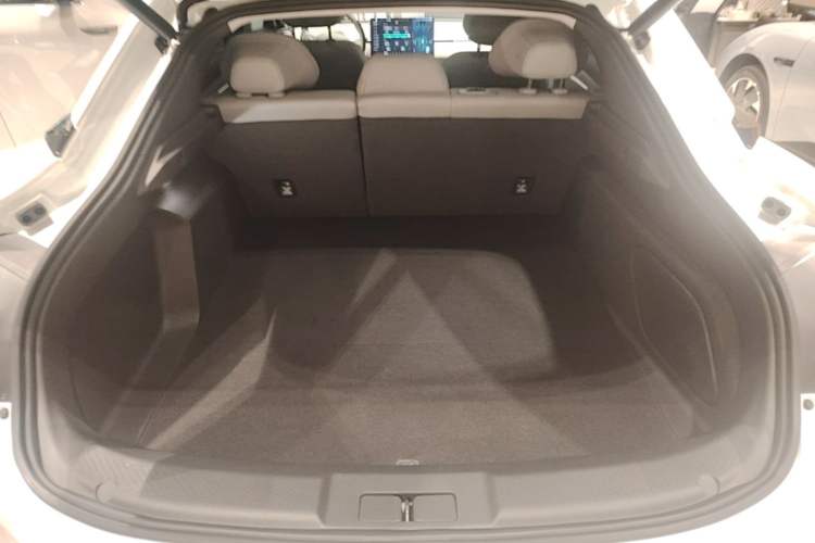 Used XPeng MONA M03 2025 600 with Ultra-Long Range Max Trunk