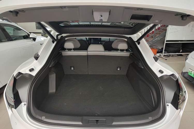 Used XPeng MONA M03 2025 600 with Ultra-Long Range Max Trunk