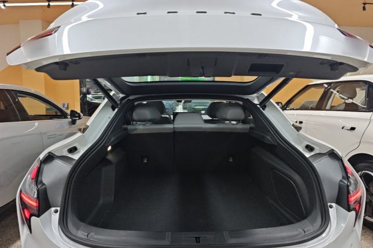Used XPeng MONA M03 2025 600 with Ultra-Long Range Max Trunk