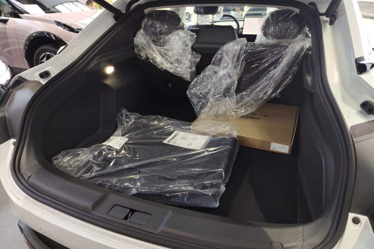 Used XPeng MONA M03 2025 502 Long-Range Max Trunk