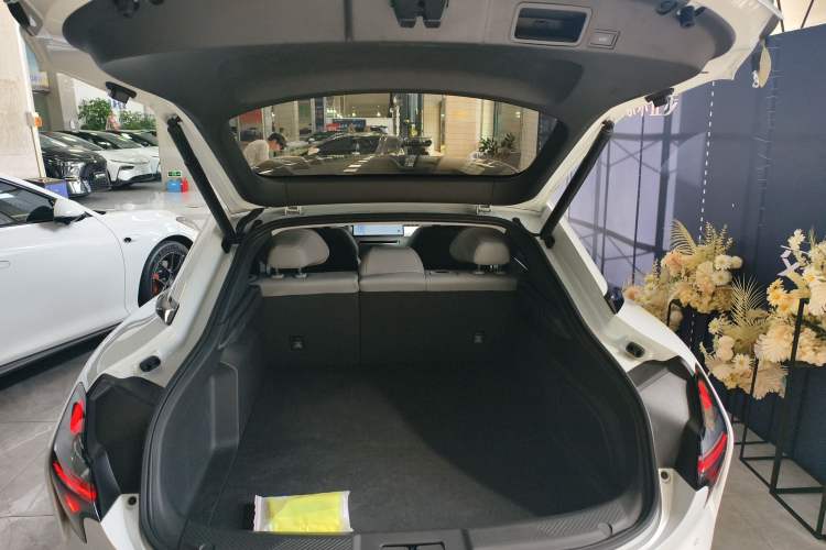 Used XPeng MONA M03 2025 600 with Ultra-Long Range Max Trunk