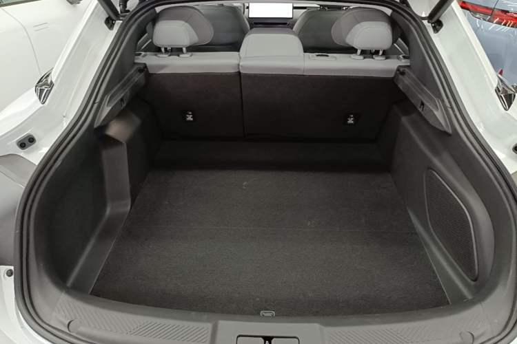Used XPeng MONA M03 2025 600 with Ultra-Long Range Max Trunk