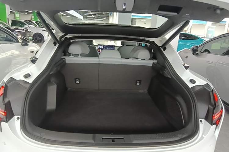 Used XPeng MONA M03 2025 600 with Ultra-Long Range Max Trunk