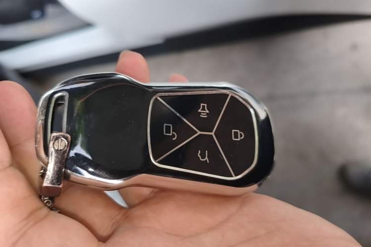 Used XPeng MONA M03 2025 600 with Ultra-Long Range Max Vehicle Key