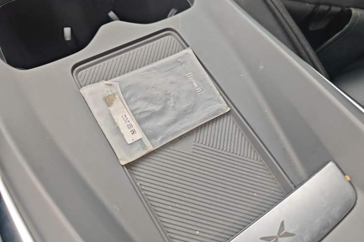 Used XPeng MONA M03 2025 600 with Ultra-Long Range Max Vehicle Key