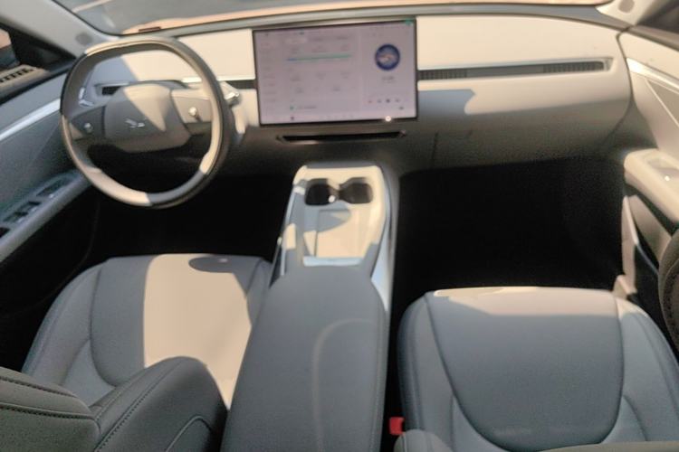 Used XPeng MONA M03 2025 515 Long-Range Plus Center Console