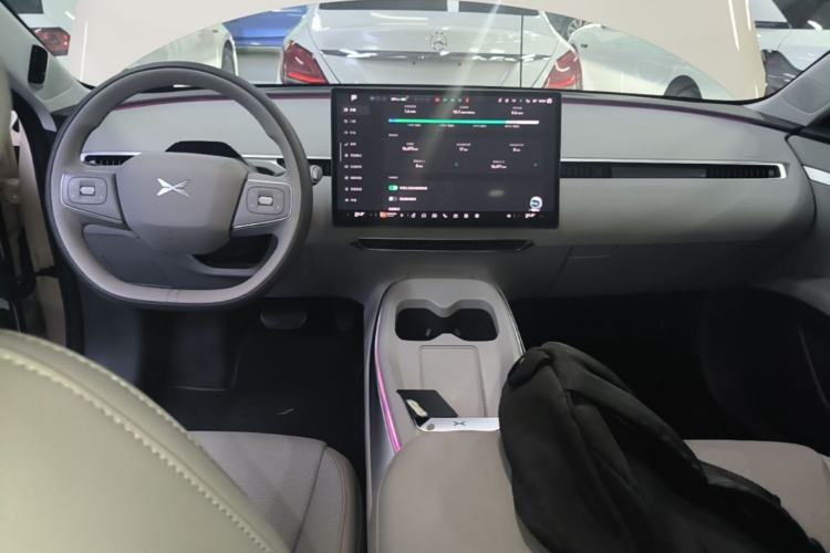 Used XPeng MONA M03 2025 600 with Ultra-Long Range Max Center Console